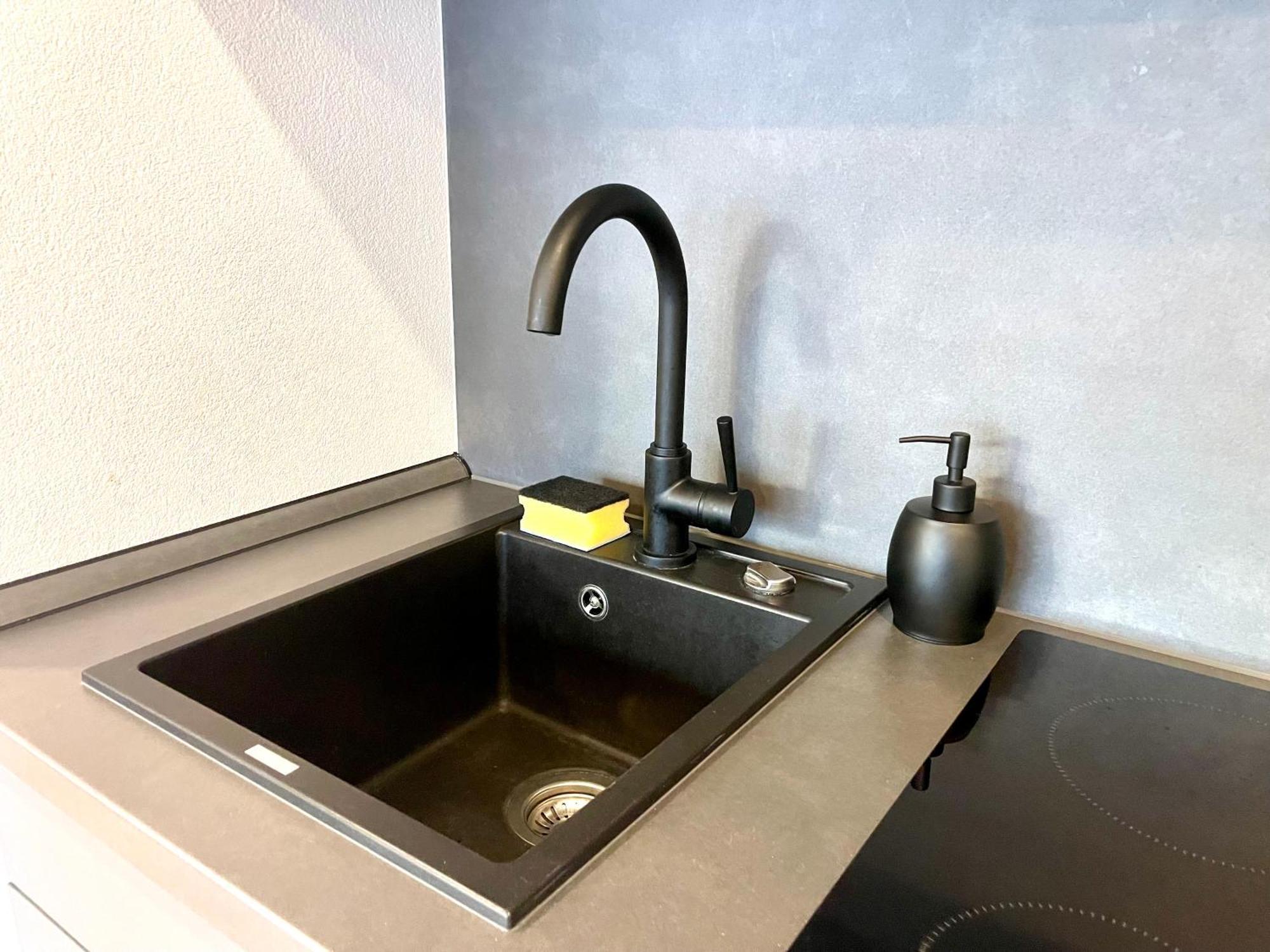 Neu Schwarzwald Zimmer Am Schloessle Goldstadt Pforzheim Eksteriør billede