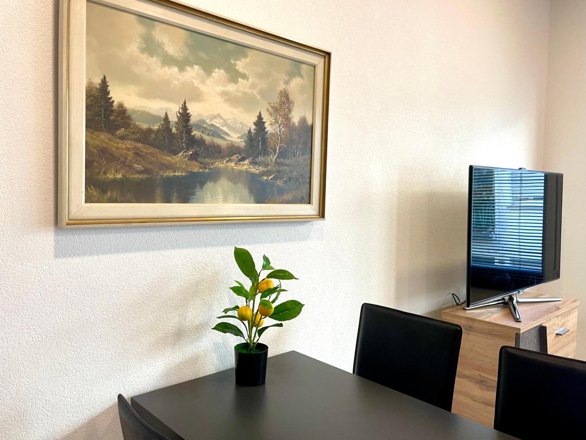 Neu Schwarzwald Zimmer Am Schloessle Goldstadt Pforzheim Eksteriør billede